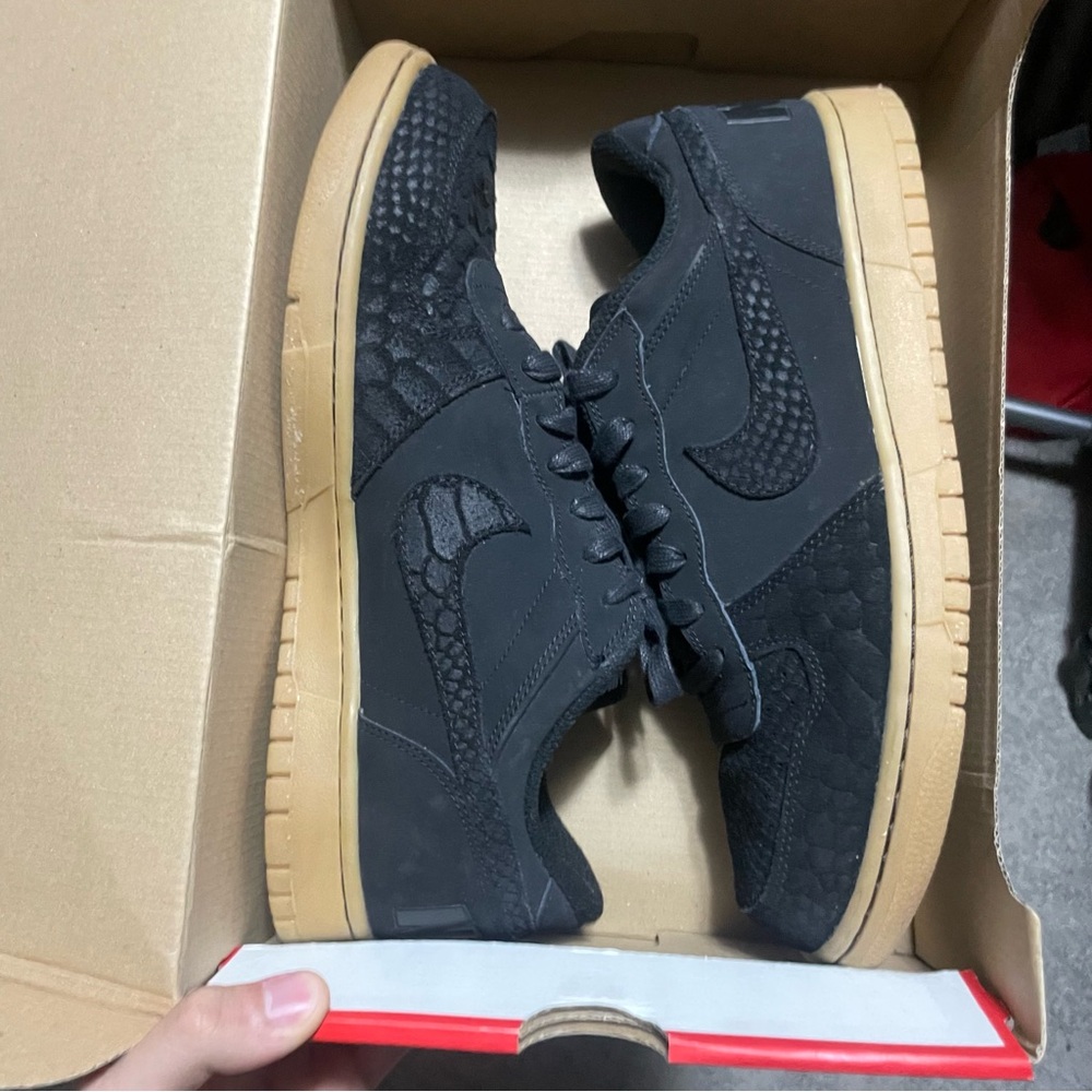 Big Nike Low Lux Black Snakeskin Gum Size 11